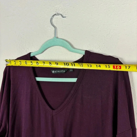Athleta Cloudlight Relaxed Fit Top sz L in burgundy / maroon color - Picture 6 of 11